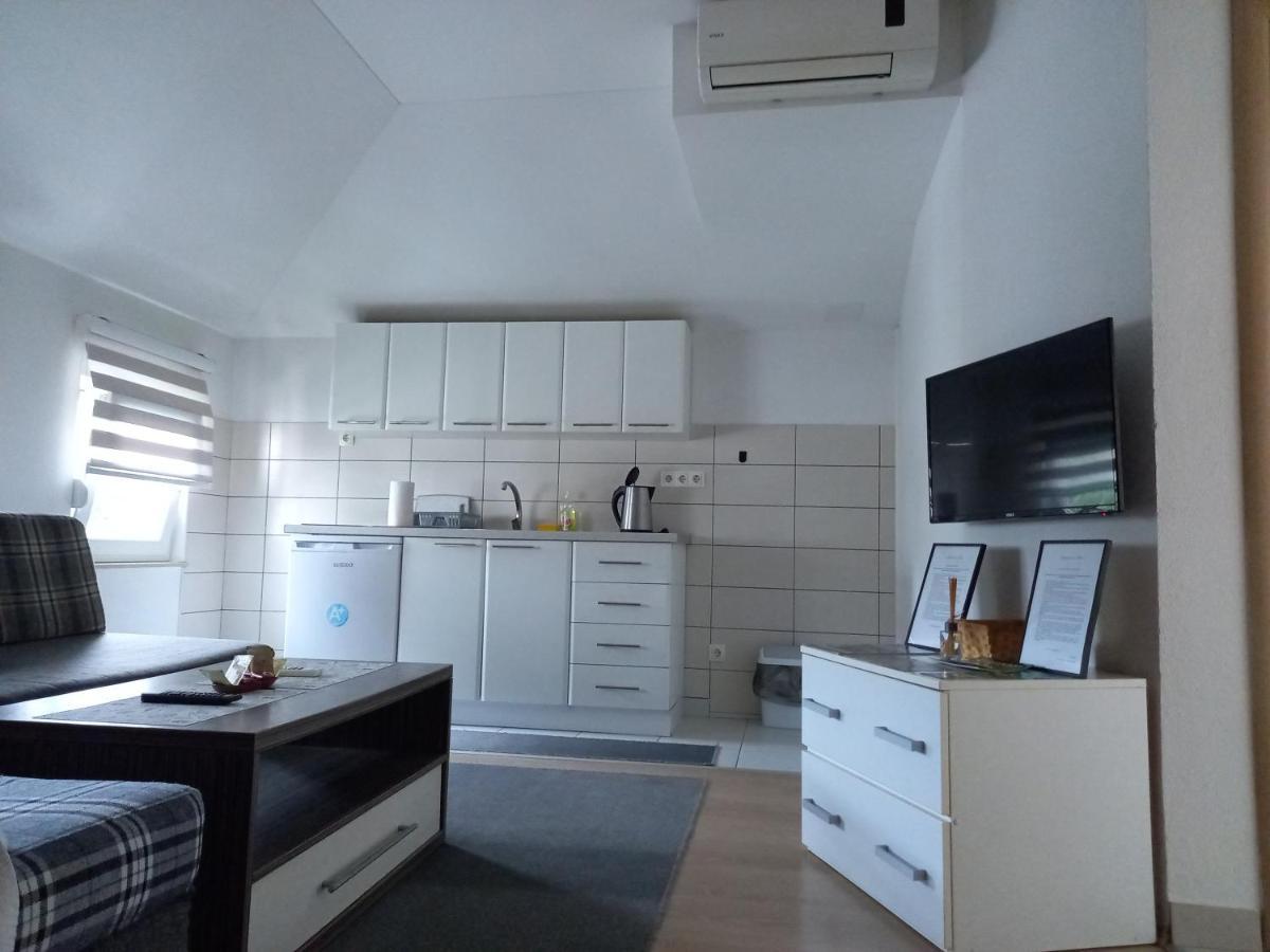 Apartments Platz Мостар Екстериор снимка