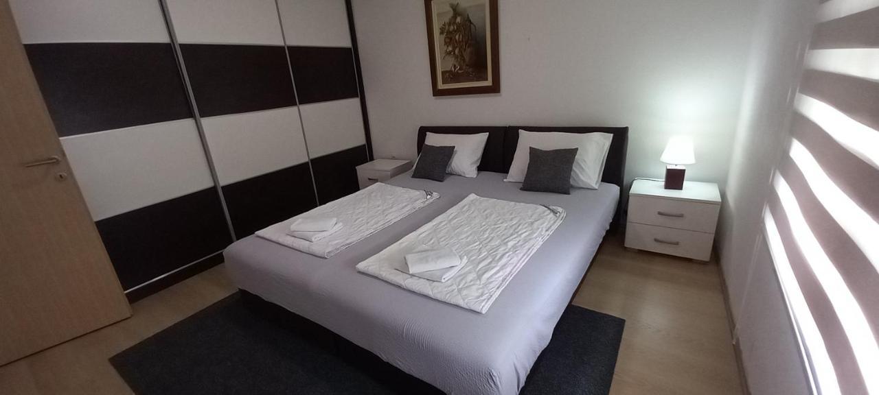 Apartments Platz Мостар Екстериор снимка