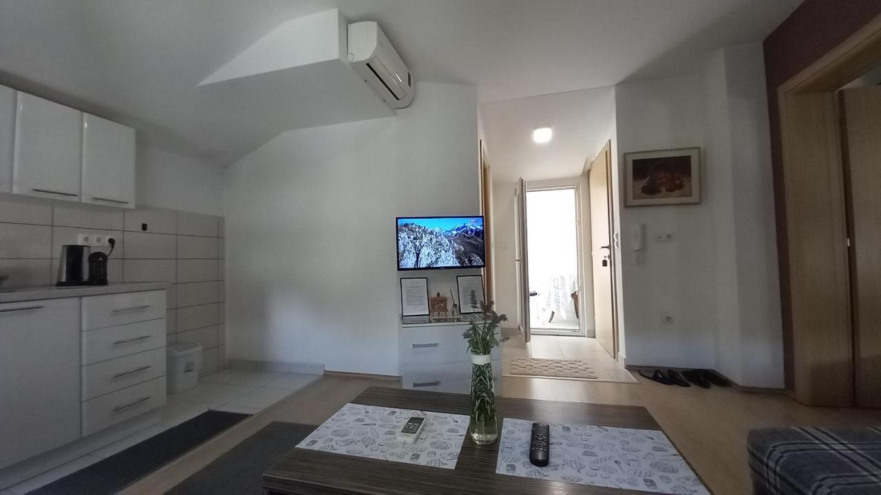 Apartments Platz Мостар Екстериор снимка