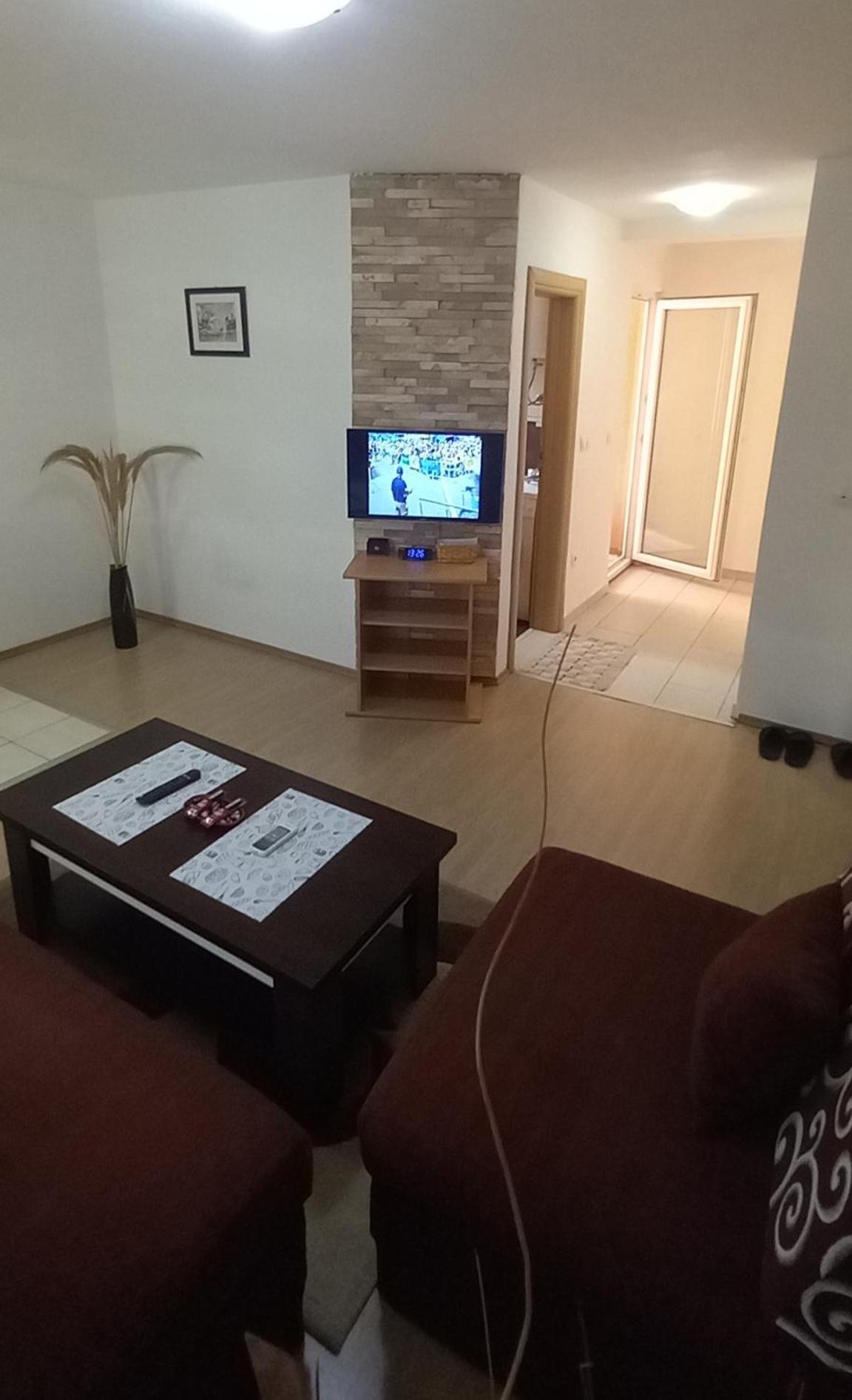 Apartments Platz Мостар Екстериор снимка