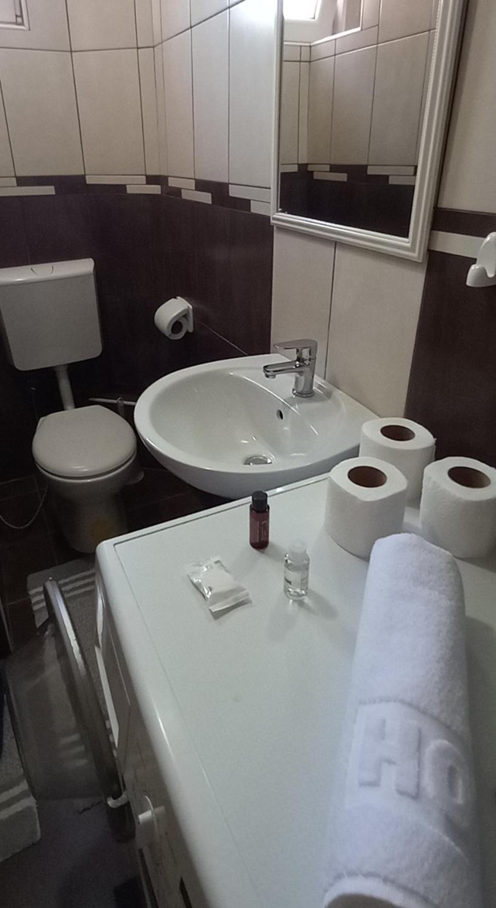 Apartments Platz Мостар Екстериор снимка