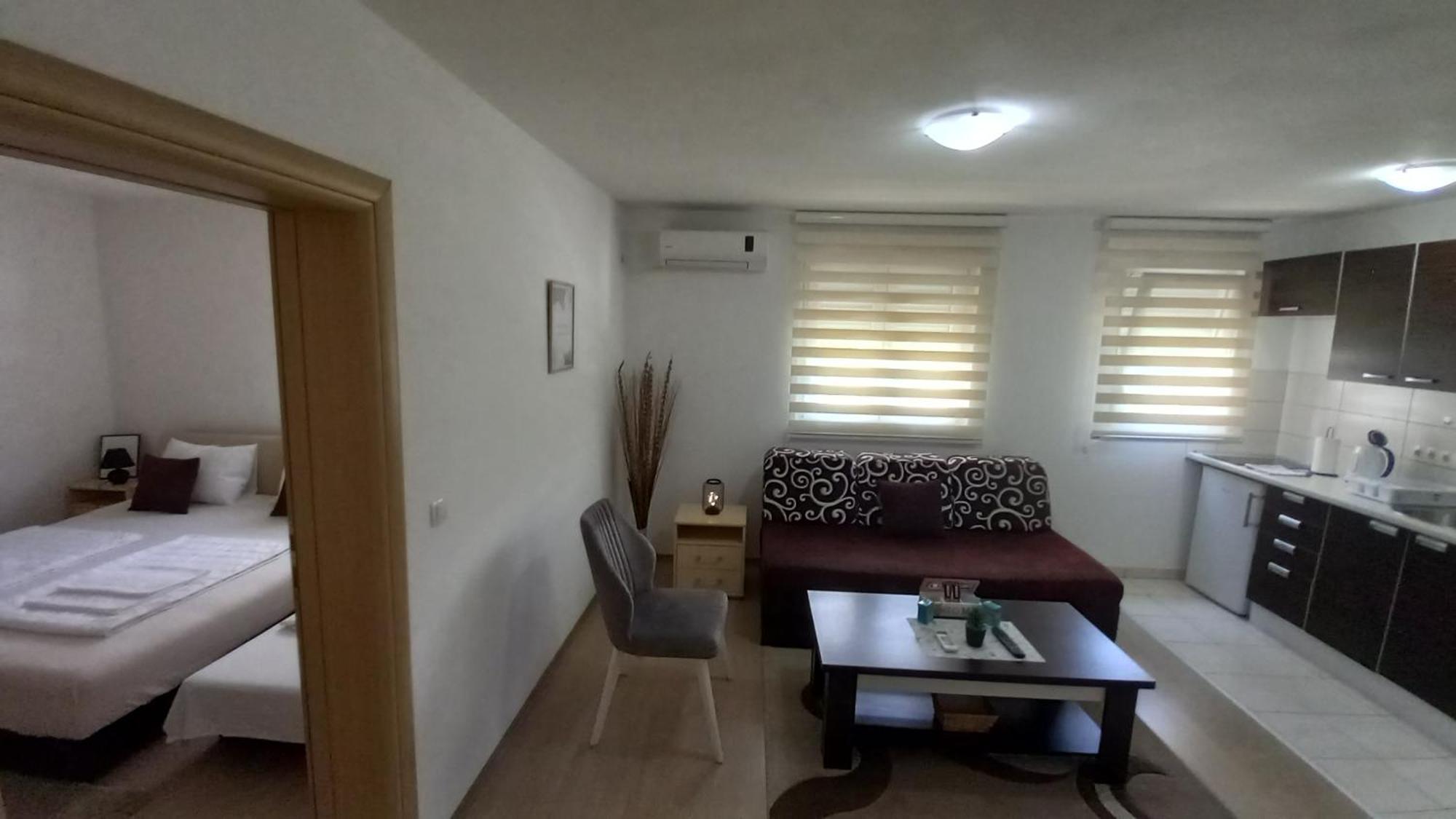 Apartments Platz Мостар Екстериор снимка