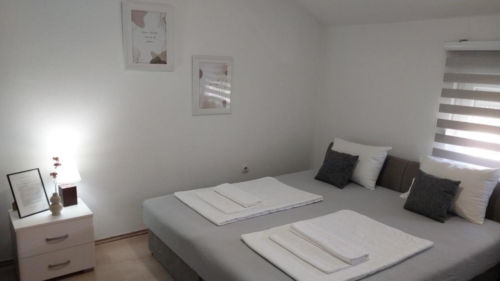 Apartments Platz Мостар Екстериор снимка