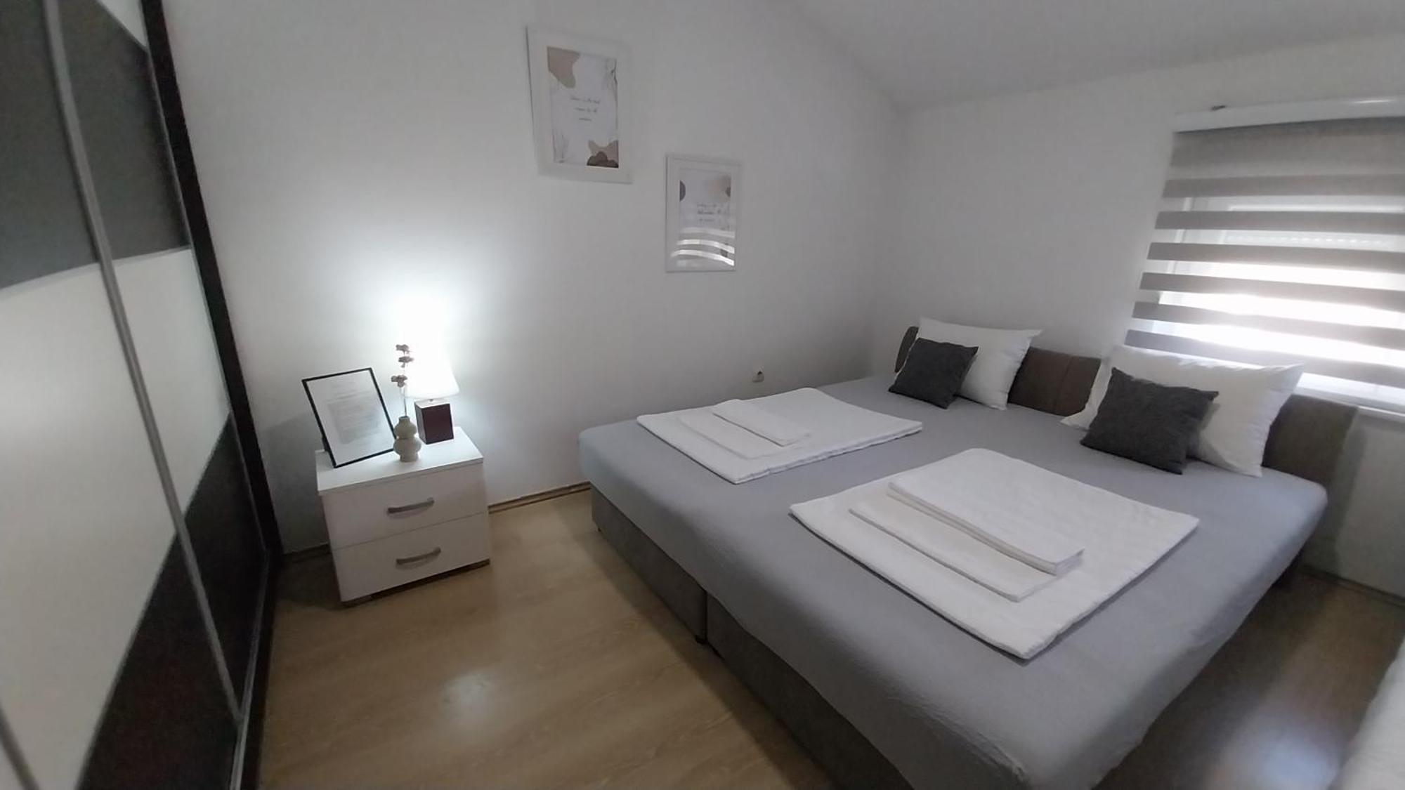 Apartments Platz Мостар Екстериор снимка
